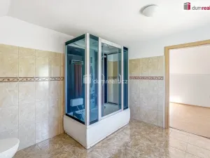 Prodej rodinného domu, Karlovice, 220 m2