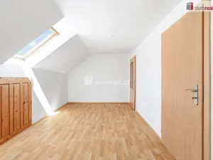 Prodej rodinného domu, Karlovice, 220 m2
