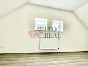 Pronájem bytu 2+kk, Uherské Hradiště - Jarošov, Na Návsi, 35 m2