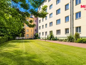Prodej bytu 3+1, Praha - Vysočany, Podnádražní, 93 m2