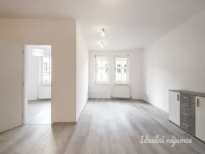 Pronájem bytu 2+kk, Praha - Žižkov, Chelčického, 45 m2