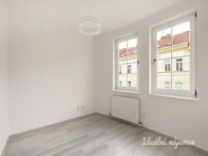 Pronájem bytu 2+kk, Praha - Žižkov, Chelčického, 45 m2