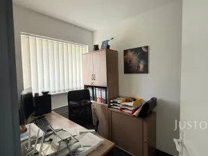 Pronájem kanceláře, Teplice, Pražská, 73 m2