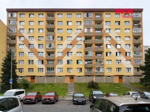 Prodej bytu 2+1, Chomutov, Skalková, 61 m2