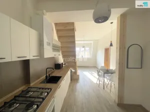 Prodej bytu 3+kk, Karlovy Vary - Rybáře, Sokolovská, 75 m2