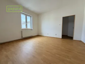Pronájem bytu 2+1, Sokolov, Křížová, 47 m2