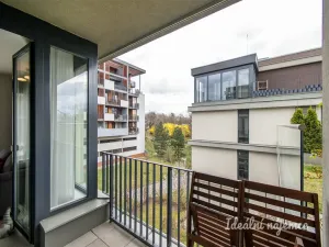 Pronájem bytu 3+kk, Praha - Prosek, Žitenická, 68 m2