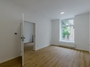 Pronájem bytu 2+kk, Praha - Košíře, Fabiánova, 37 m2