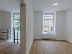 Pronájem bytu 2+kk, Praha - Košíře, Fabiánova, 37 m2