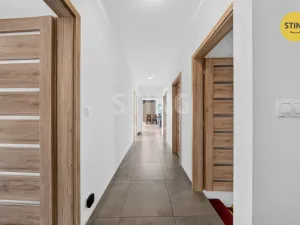 Prodej rodinného domu, Rožnov pod Radhoštěm, V Mokrém, 250 m2