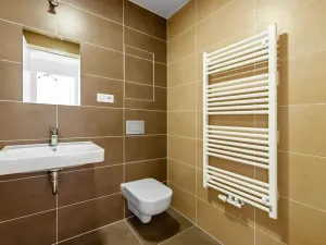 Pronájem bytu 2+kk, Praha - Malešice, Univerzitní, 53 m2