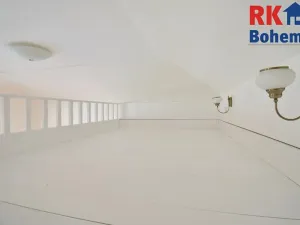 Pronájem bytu 1+kk, Praha - Břevnov, Na Petynce, 29 m2