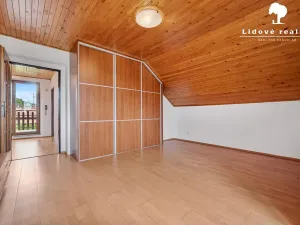 Prodej rodinného domu, Baška, 226 m2