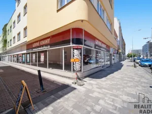 Pronájem obchodního prostoru, Pardubice - Zelené Předměstí, 17. listopadu, 250 m2