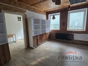 Prodej bytu 4+1, Opava - Předměstí, Dostojevského, 92 m2