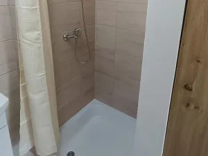 Pronájem bytu 1+kk, Benešov nad Ploučnicí, Nádražní, 18 m2