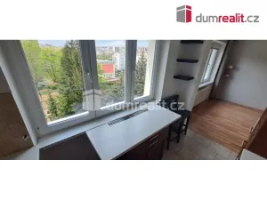 Pronájem bytu 2+kk, Praha - Břevnov, Pod Královkou, 50 m2
