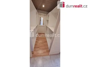 Pronájem bytu 2+kk, Praha - Břevnov, Pod Královkou, 50 m2