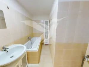 Pronájem bytu 4+1, Cheb, Americká, 86 m2