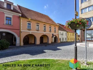 Prodej ubytování, Benátky nad Jizerou - Benátky nad Jizerou I, Husovo náměstí, 280 m2
