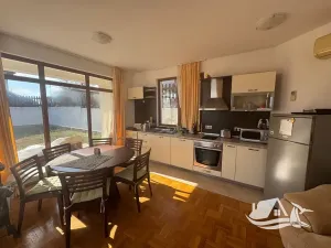 Prodej rodinného domu, Pomorie, Bulharsko, 146 m2