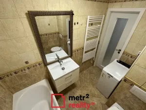 Prodej bytu 3+1, Olomouc, Nešporova, 68 m2