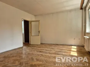 Pronájem bytu 3+1, Praha - Michle, Adamovská, 71 m2