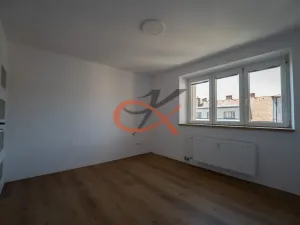Pronájem bytu 2+1, Vsetín, U Hřiště, 53 m2