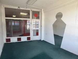 Pronájem obchodního prostoru, Zlín, třída Tomáše Bati, 14 m2