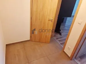 Pronájem bytu 2+kk, Praha, Oty Bubeníčka, 47 m2