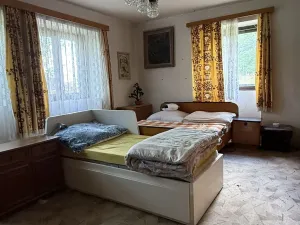 Prodej rodinného domu, Holedeč - Stránky, 90 m2