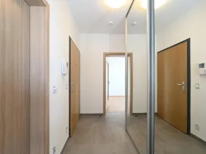 Pronájem bytu 2+kk, Praha - Liboc, Evropská, 56 m2