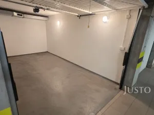Pronájem garáže, Písek, Gregorova, 16 m2