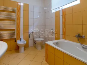 Prodej bytu 3+kk, Dolní Břežany, 135 m2