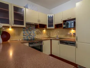 Prodej bytu 4+kk, Dolní Břežany, 135 m2