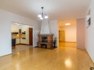 Prodej bytu 4+kk, Dolní Břežany, 135 m2