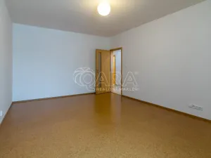 Prodej bytu 4+kk, Dolní Břežany, 135 m2