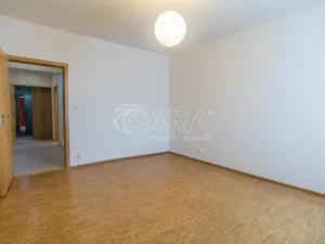 Prodej bytu 4+kk, Dolní Břežany, 135 m2