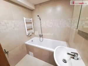 Pronájem bytu 1+1, Ústí nad Labem - Svádov, Chotkova, 40 m2