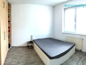 Prodej bytu 2+1, Habartov, Karla Čapka, 72 m2