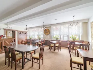 Prodej restaurace, Doksy, Komenského, 261 m2