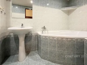 Prodej bytu 2+1, Most, tř. Budovatelů, 52 m2