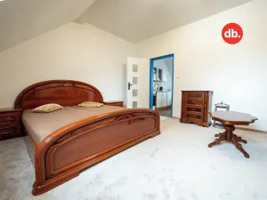 Pronájem bytu 1+1, Karlovy Vary, Jabloňová, 45 m2