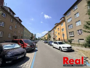 Pronájem obchodního prostoru, Brno - Černá Pole, Krkoškova, 19 m2