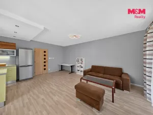 Prodej bytu 2+kk, Měchenice, Sloupecká, 64 m2