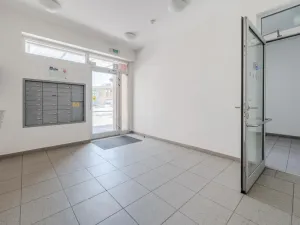 Pronájem bytu 2+kk, Praha - Hostivař, náměstí Přátelství, 55 m2