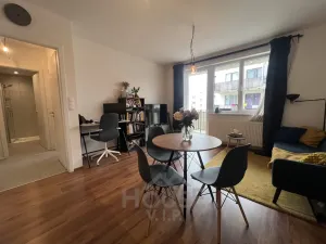 Prodej bytu 2+kk, Unhošť, Karla Čapka, 40 m2