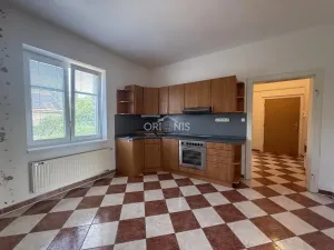 Pronájem bytu 3+1, Chomutov, Čelakovského, 92 m2