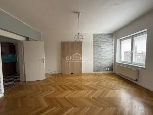 Pronájem bytu 3+1, Chomutov, Čelakovského, 92 m2