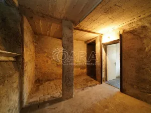 Prodej rodinného domu, Kosoř, Dolejší, 395 m2